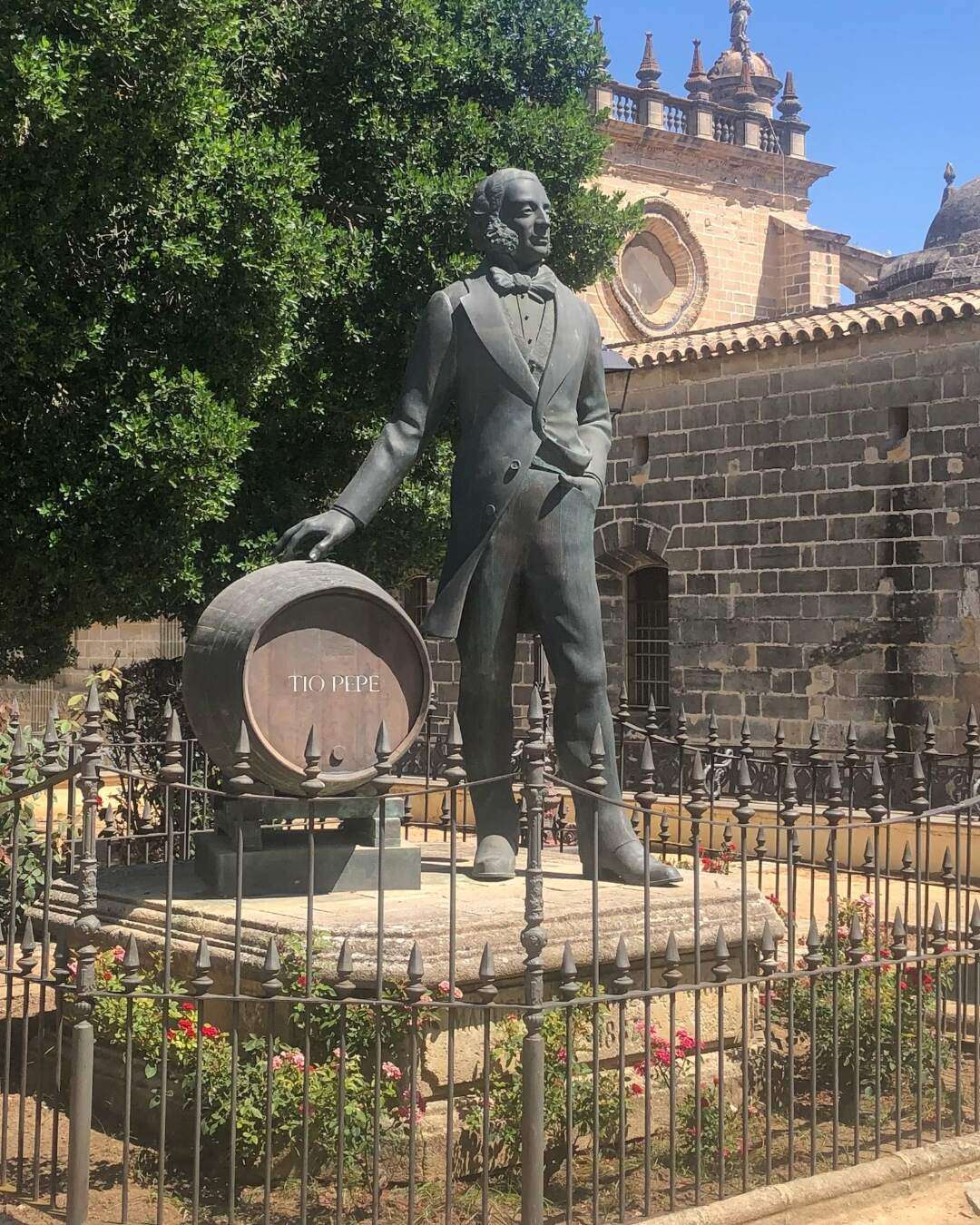 14 Day Spain Itinerary: Tio Pepe Founder Statue